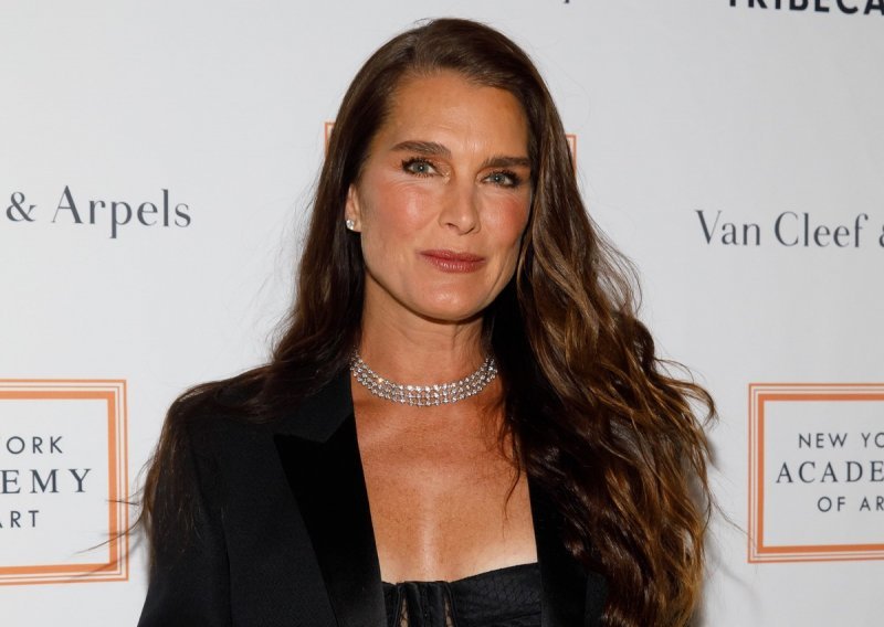 Brooke Shields otkrila zašto je odlučila nositi bikinije u 50-ima