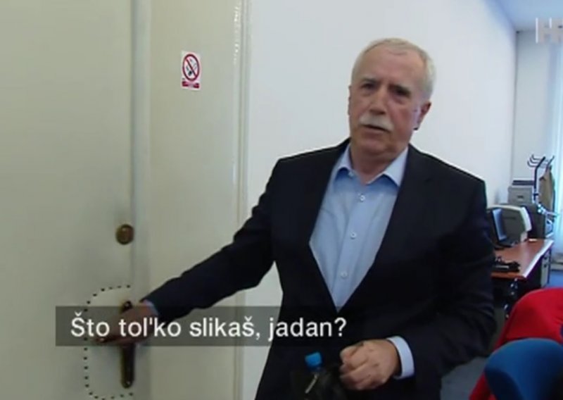 Jozo Petrović izvrijeđao svjedoka, a ni snimatelj nije bio pošteđen