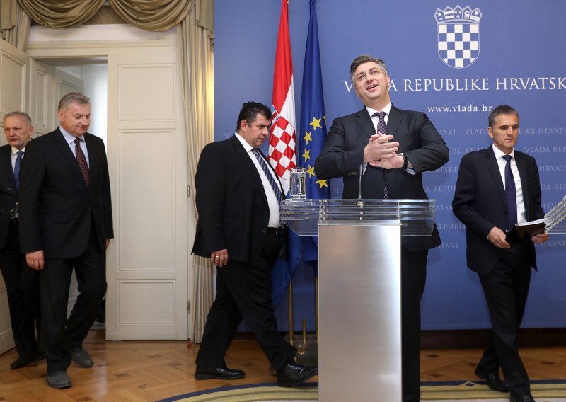 Država dužna PPD-u 300 milijuna kuna, Plenković kupio još malo vremena, plin opet pušten