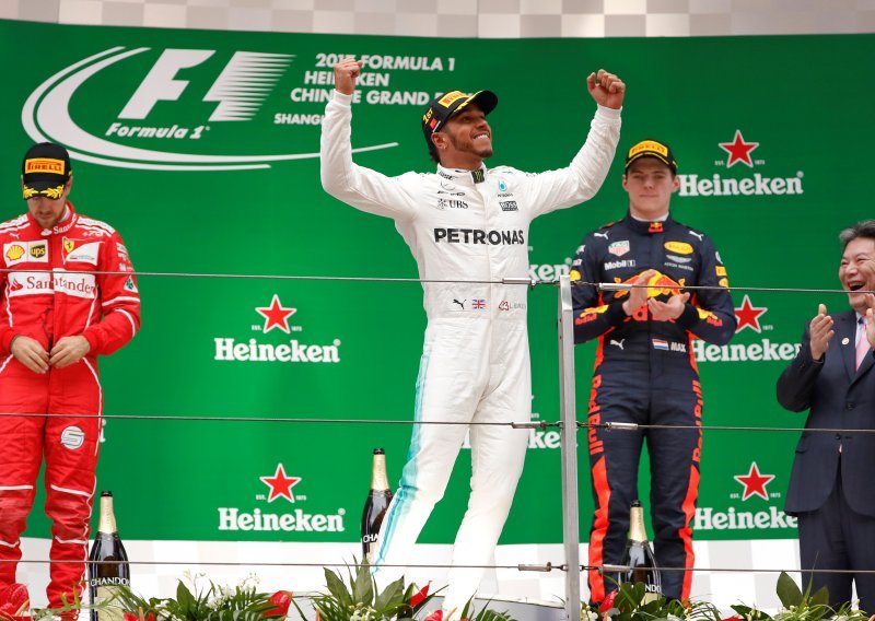 Hamilton uzvratio Vettelu; ipak bez kaosa na VN Kine