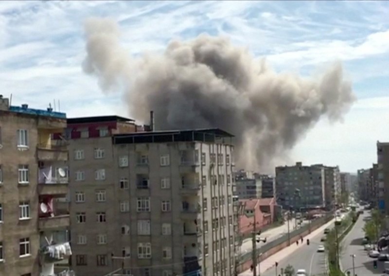 Jedna osoba poginula u eksploziji u Diyarbakiru