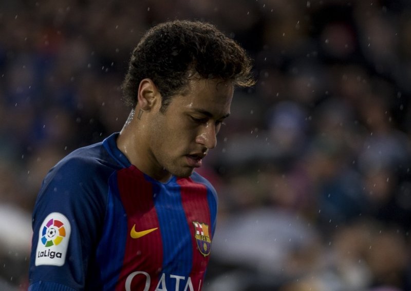 Nemilosrdna pljuska Neymaru i Barci zbog koje će u Kataloniji poludjeti!