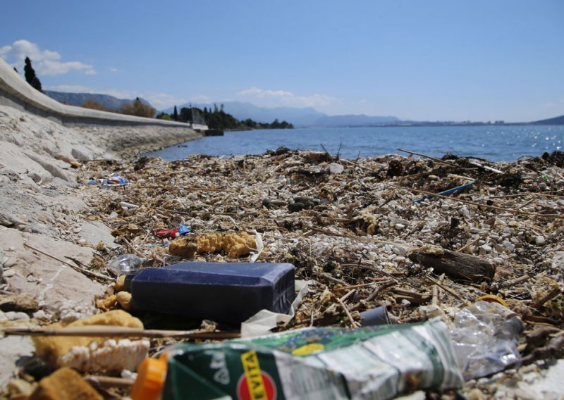 Volite Jadran? Pomozite ga očistiti!