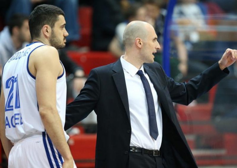 Cibona lako u Trnskom, Cedevita pregazila Riječane