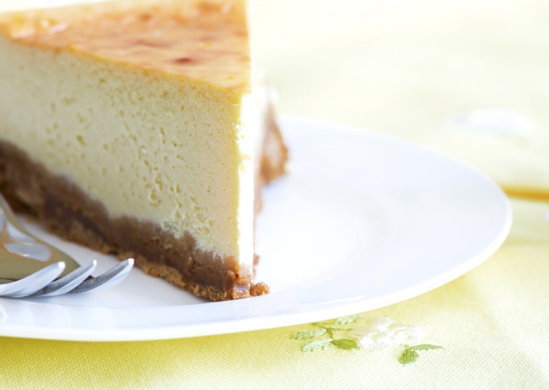 Kako ispeći savršen cheesecake?