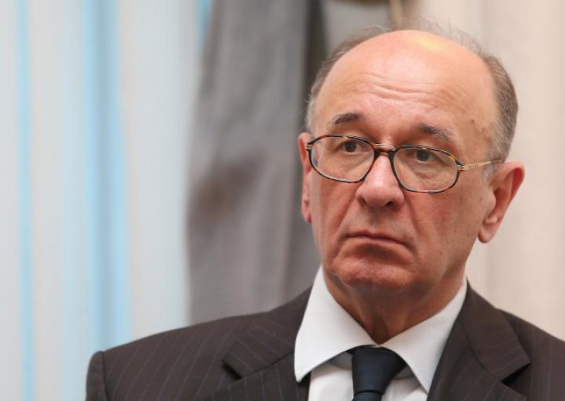 Nikica Valentić hospitaliziran zbog srčanih problema