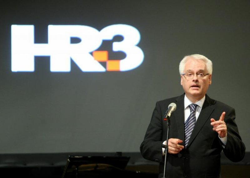 Josipović pun hvale za HDZ