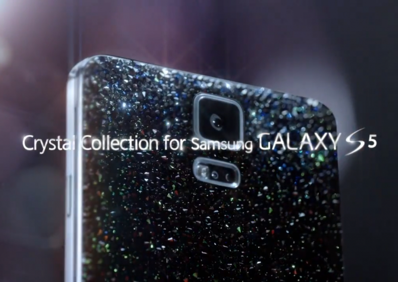 A za najhrabrije tu je GALAXY S5 u verziji Swarovski