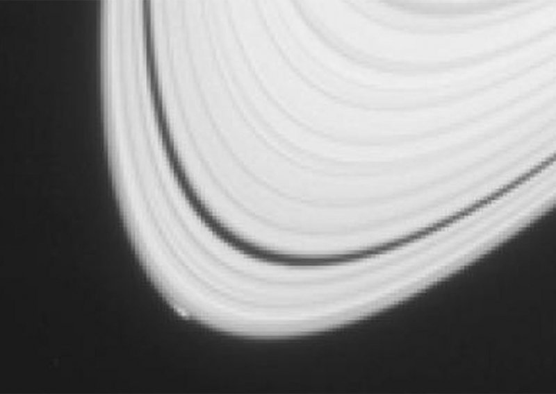NASA snimila stvaranje Saturnova novog mjeseca