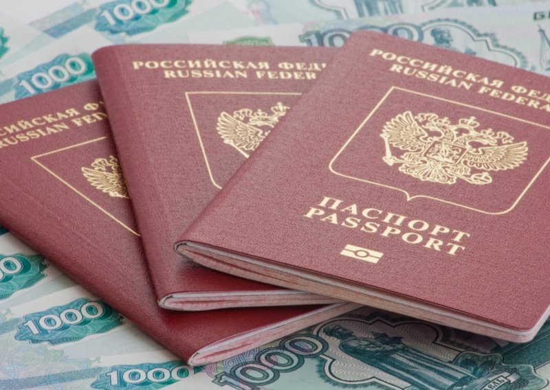 Rusija izdala 160.000 putovnica Krimljanima
