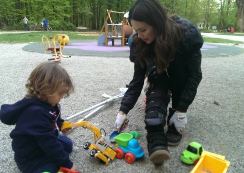 Bezbrižna igra Severine i Aleksandra