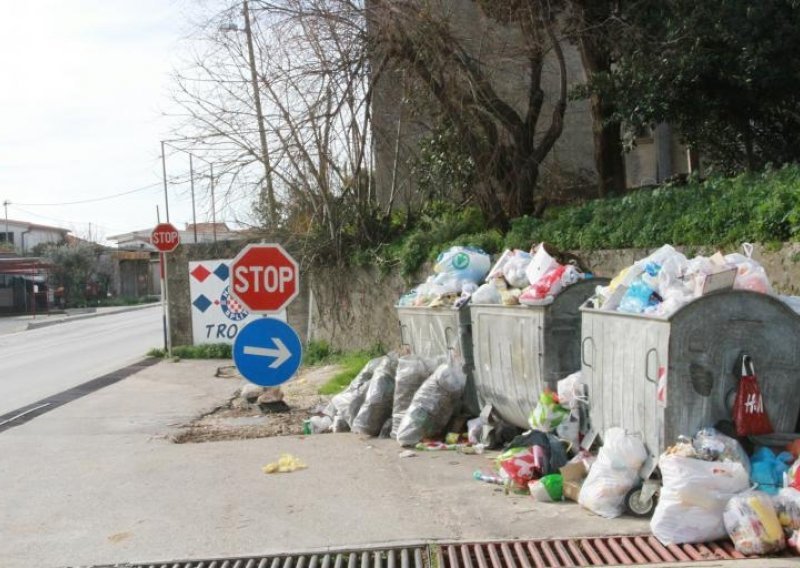 Makarska čista; otpad prevezen u Varaždin