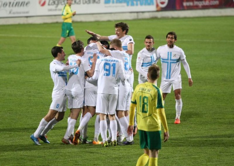 Rijeku penal i crveni odveli do važne pobjede!