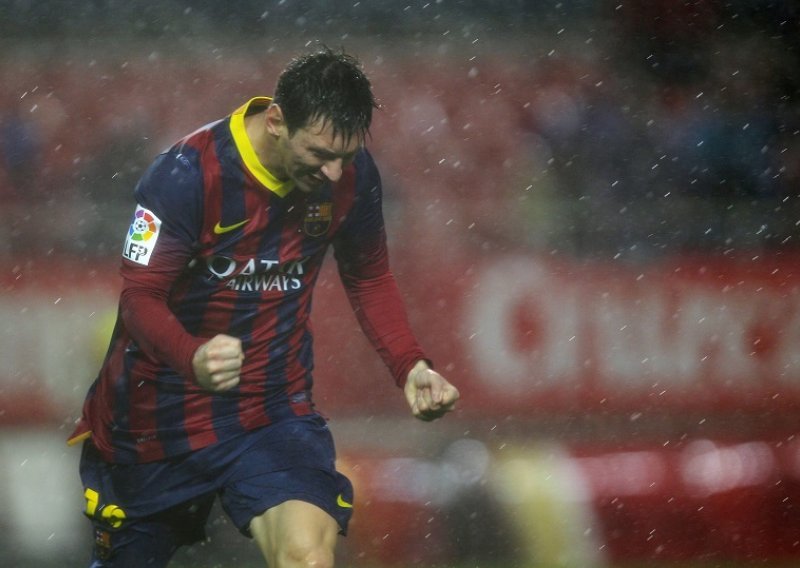 Messi s bijele točke slomio rivale, Barcelona na vrhu