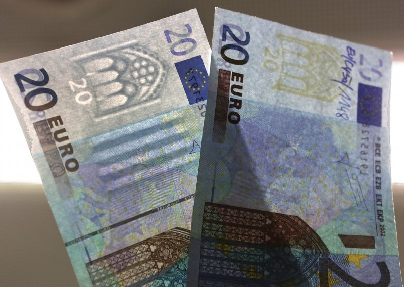 Referendum na Krimu ojačao euro u odnosu na dolar