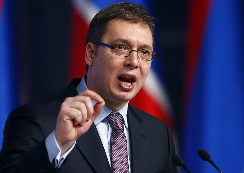 Vučić: Jako se bojim za Agrokor i za sve moguće posljedice