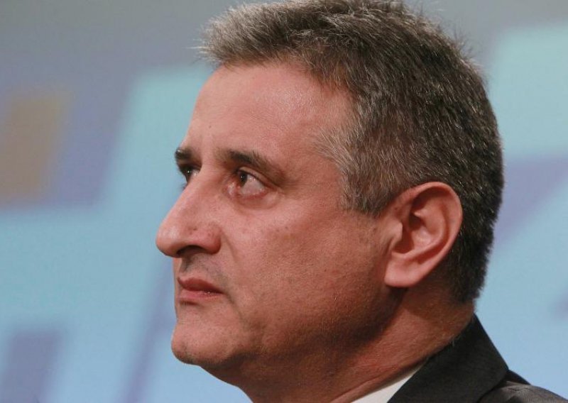 Karamarko s Kohlom jeo palačinke