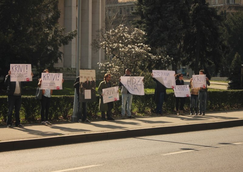 Mladi SDP-ovci poručili HDZ-u: Krivi ste!