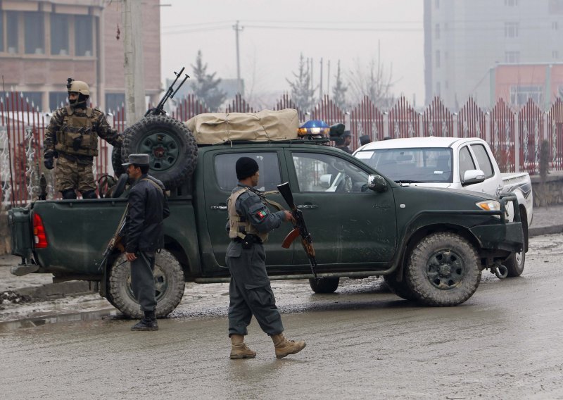 Najmanje deset mrtvih u eksploziji na pokopu u Kabulu