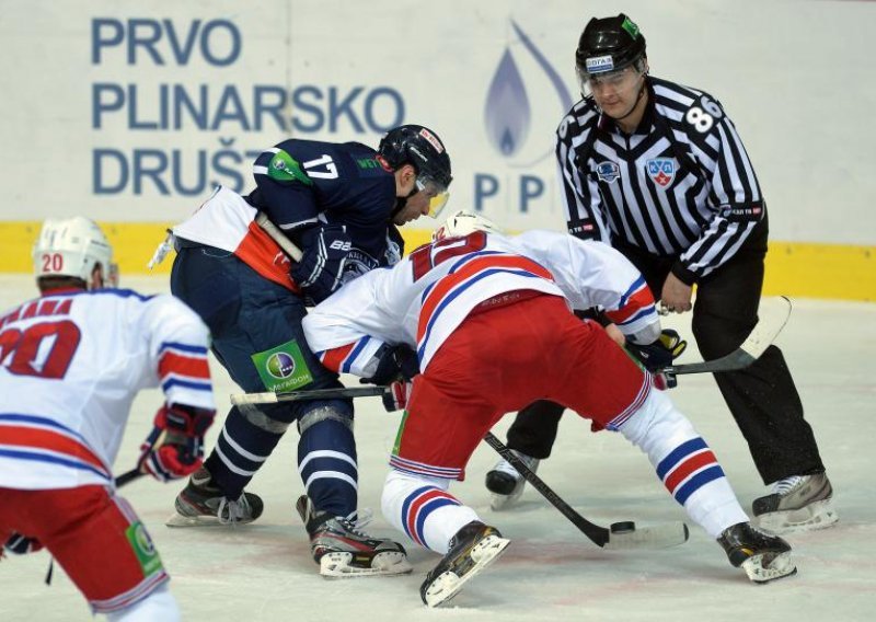 Pogledajte sažetak, ali i povijesni gol za hrvatski hokej