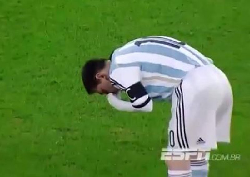Messiju pozlilo, povraćao već u osmoj minuti!