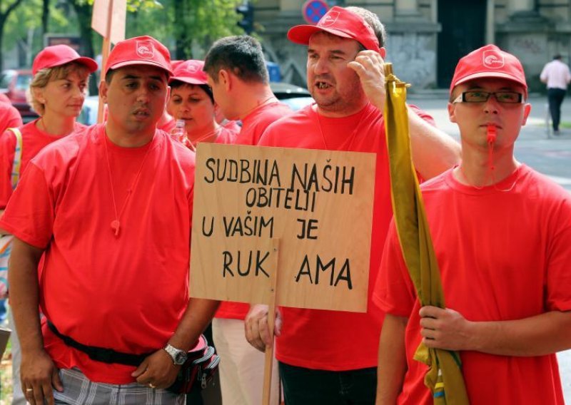 Sudbina hrvatskog radnika: Bez plaće ili za minimalac