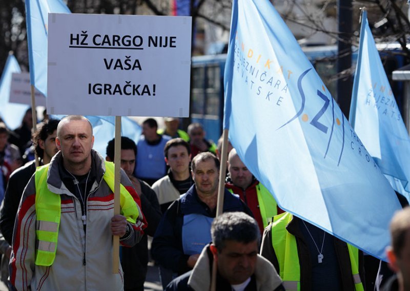 Željezničari najavljuju štrajk za 2. lipnja