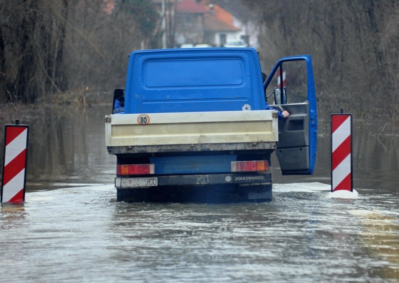 Sve spremno za evakuaciju iz Čičke Poljane