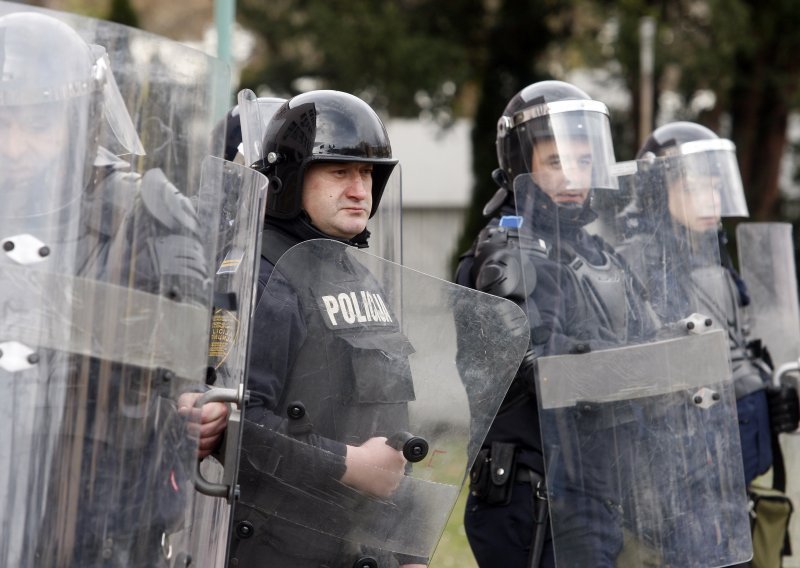 'Policija BiH od medija pravi doušnike'