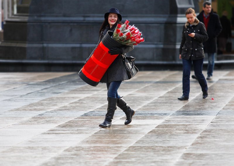 Svi su primijetili očaravajuću ženu u centru Zagreba