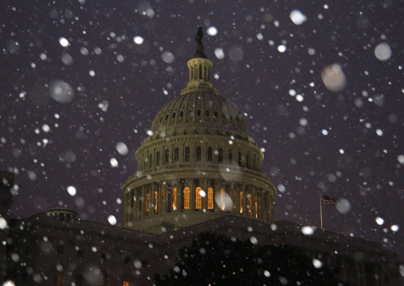 Washington paralizirao sniježni pokrivač