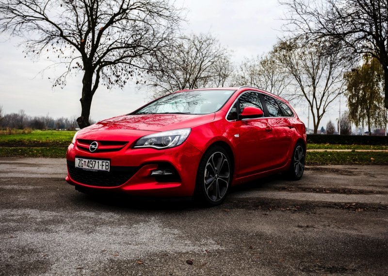 Opel Astra ST 2.0 CDTI BiTurbo: iz dvije litre -195 KS!