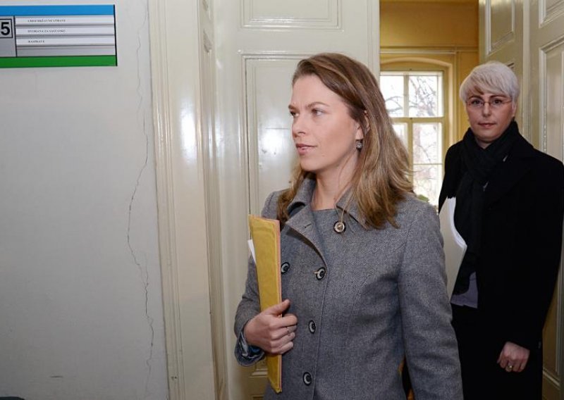 Jasmina Jovev ostaje bez posla