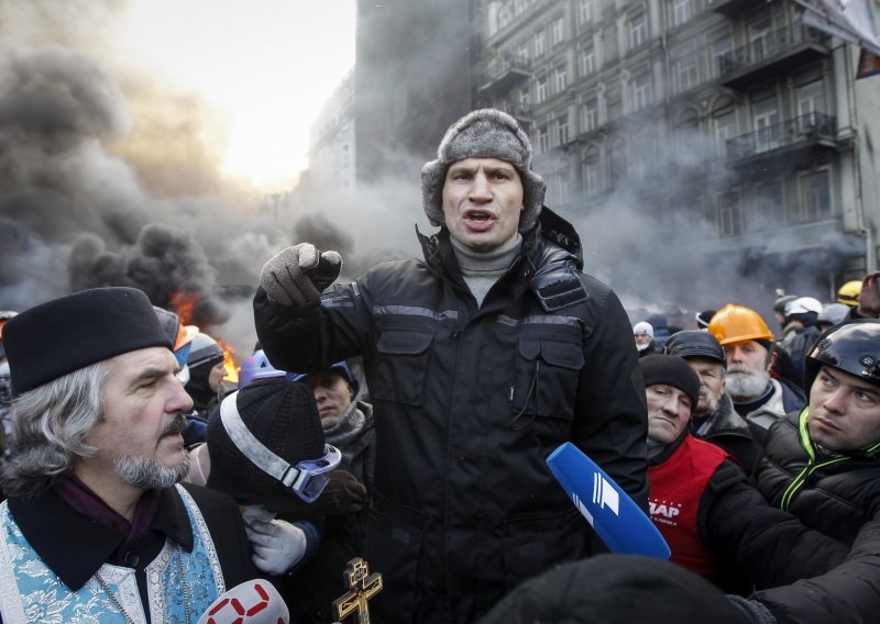 I dalje dramatično u Ukrajini: Prosvjednici na barikadama
