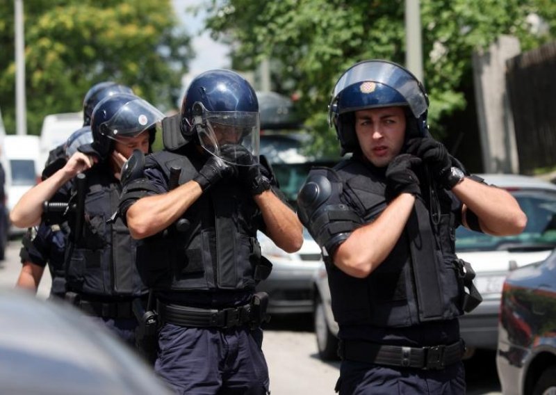 Interventna policija zaustavila pohod maskiranih razbojnika u Zadru