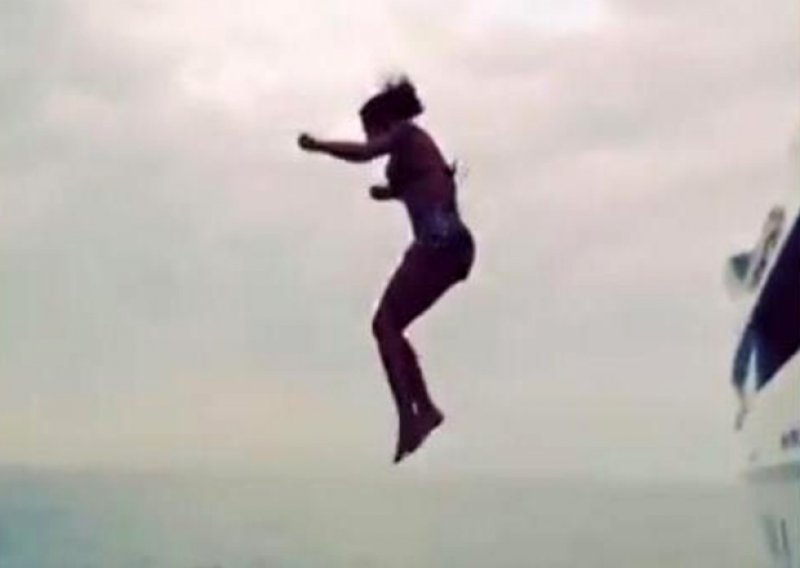Beyonce skače, a Jay Z joj broji