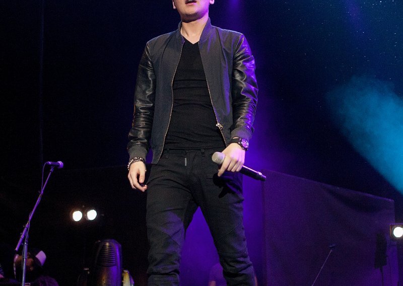 Prijava - Conor Maynard