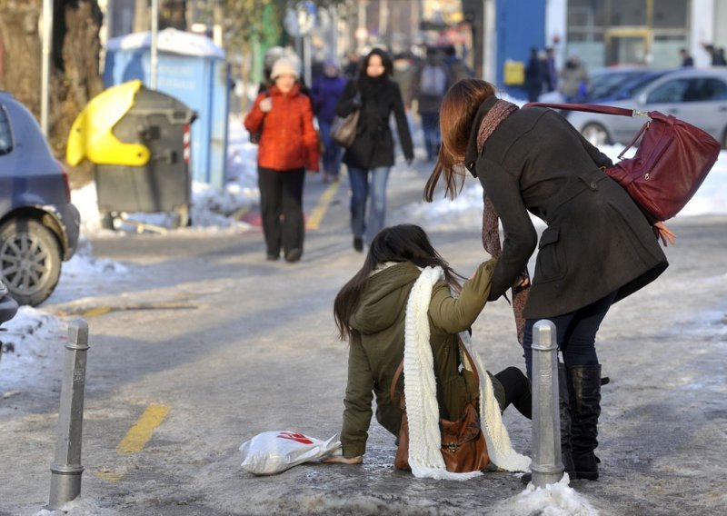 Stižu oluje i obilne kiše koje će se lediti