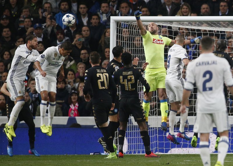 Real preokretom slomio Napoli, sjajni golovi u Madridu