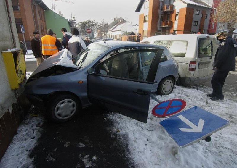 U pet godina u kuću mu se zabilo desetak automobila