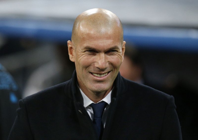 Zidane hvalio Modrića i Kovačića a onda mu stiglo nezgodno pitanje o Ronaldu i Messiju