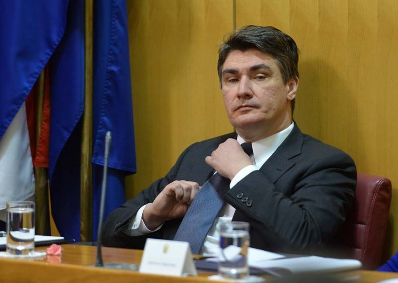 Najlošiji rejting vladajućih u dvije godine