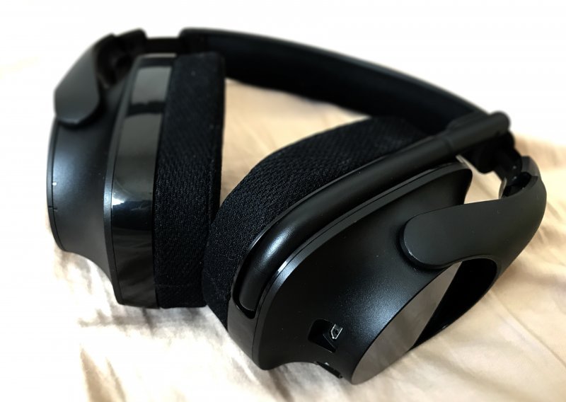 Slušalice Logitech G533 - robusne, elegantne i bežične