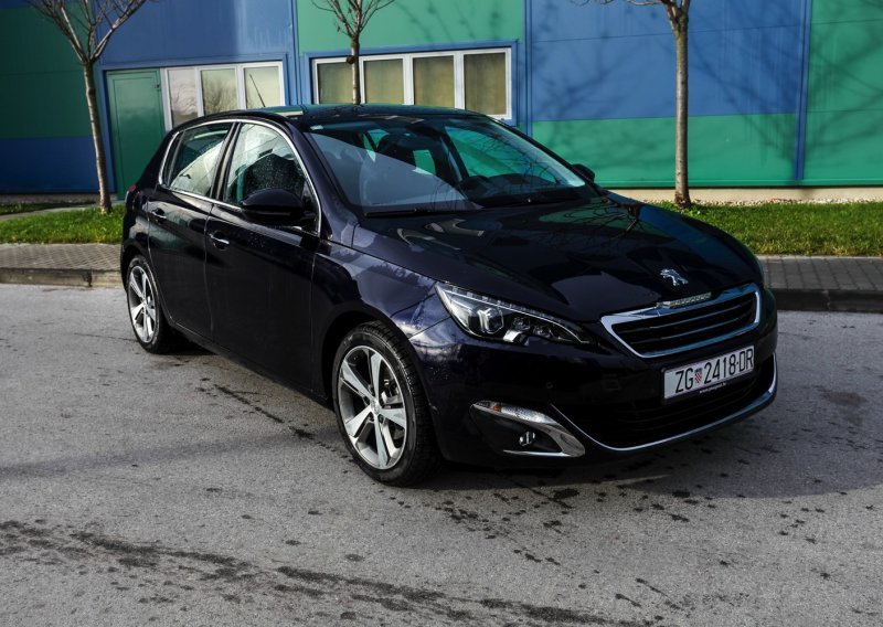 Peugeot 308 1.6 e-HDi Allure - fenomenalan automobil