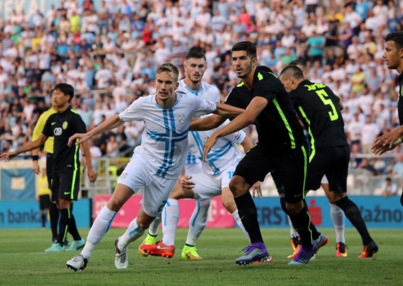 Nezadrživa Rijeka prošla Istru 1961; Iveša popio čudan gol