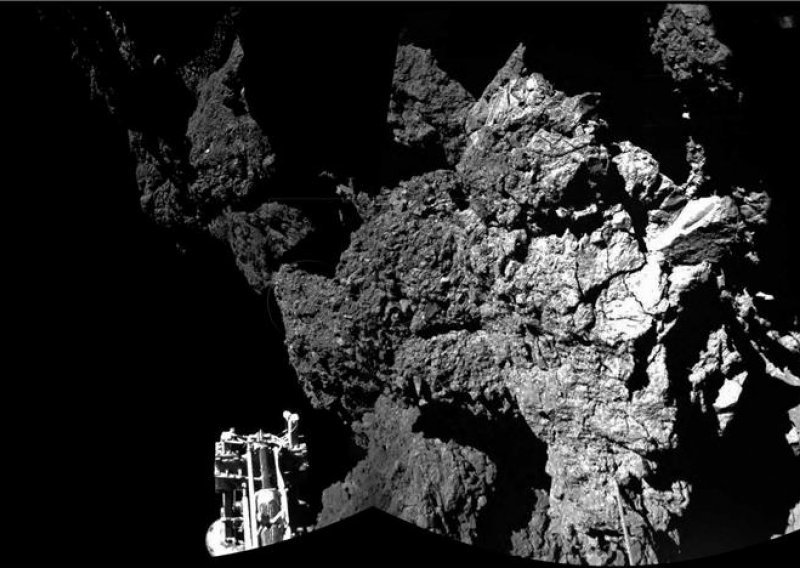 Rosetta završila misiju zabivši se u komet