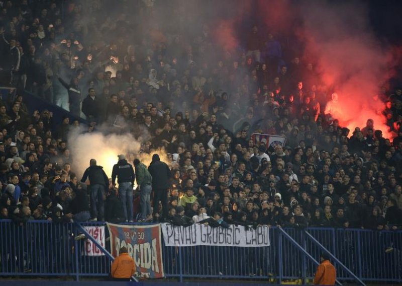 Torcida podržala BBB i napustila veliki derbi!