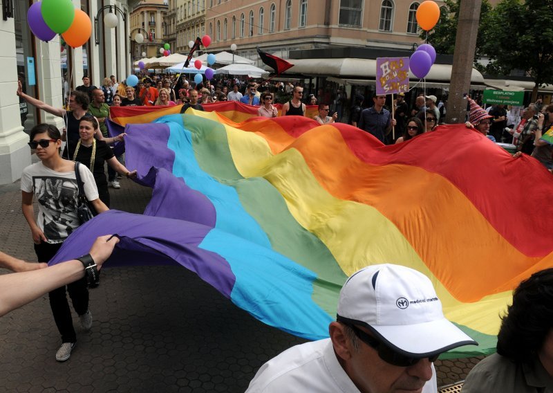 Gay parada odgodila beogradski derbi