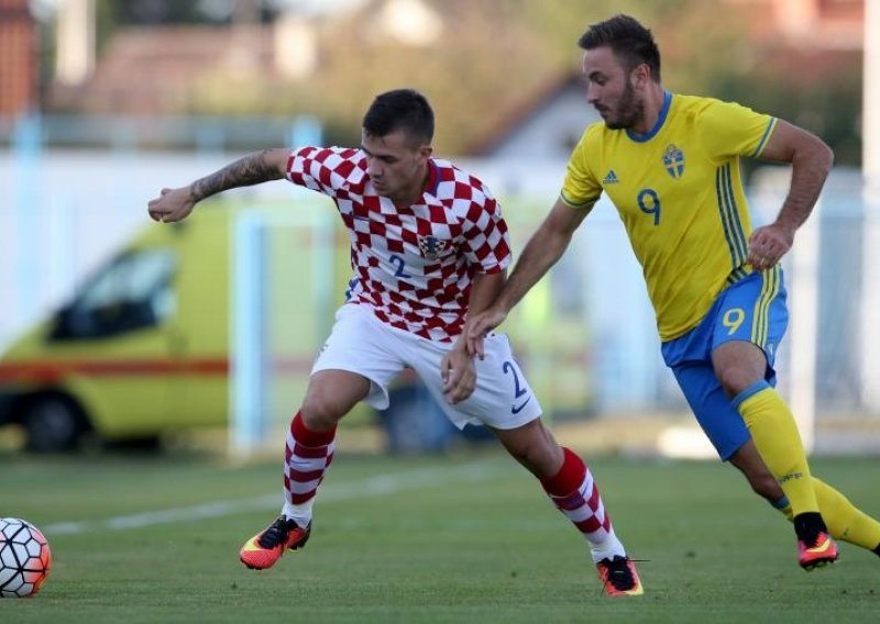 Remi mladih Hrvata sa Šveđanima; situacija se zakuhala