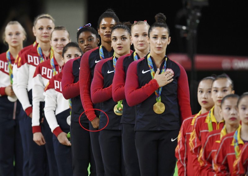 Amerikanci 'razapeli' svoju zlatnu olimpijku zbog himne